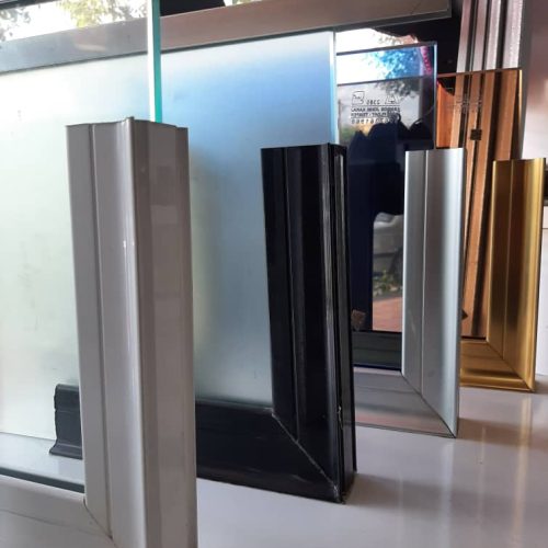 نصب شیشه سکوریت