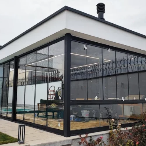 مزایای انواع شیشه اسلایدینگ