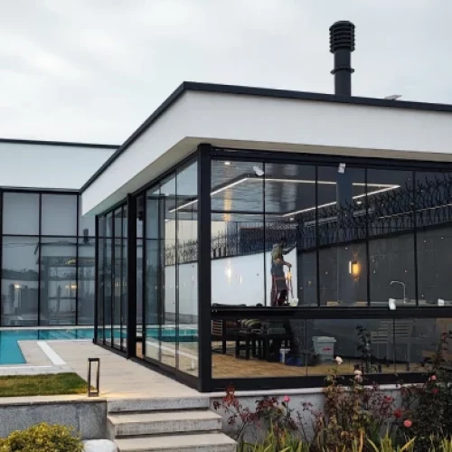 شیشه اسلایدینگ تاشو بالکنی