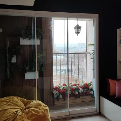 شیشه اسلایدینگ بالکن